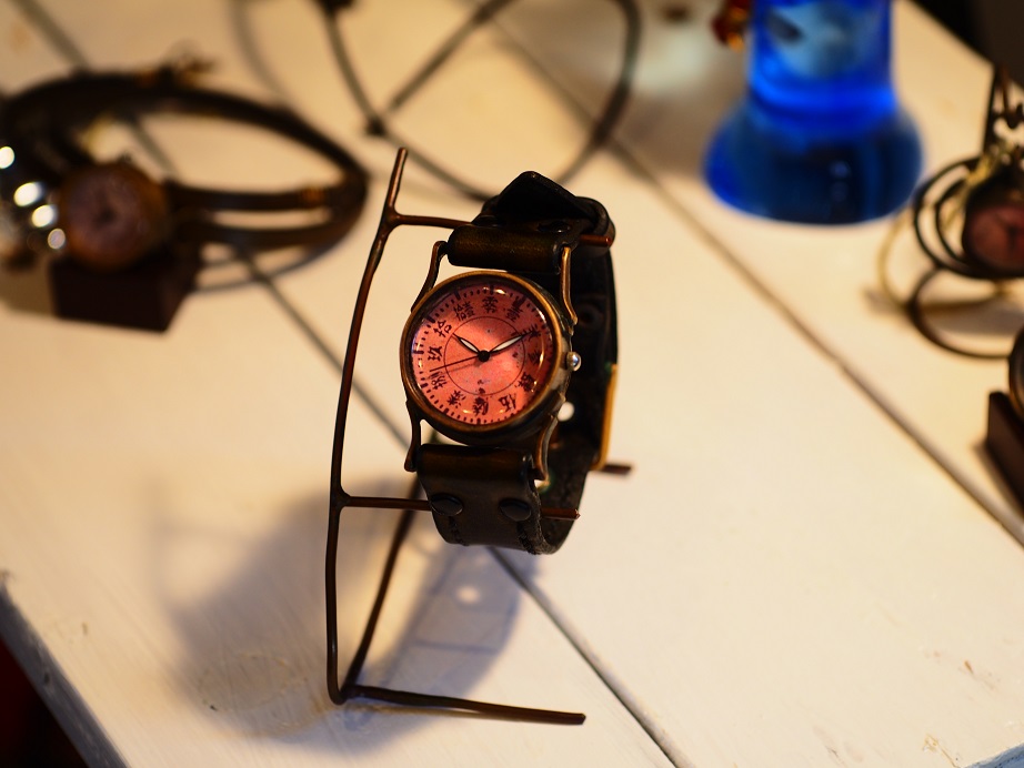 オリジナル腕時計のベルトの作り方 | 木製腕時計ATELIER SAZANCA