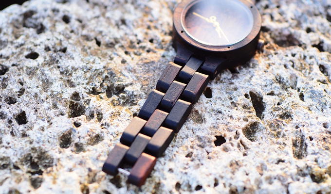 木製腕時計のベルト
